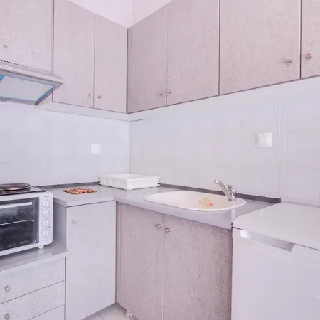 4 Apartments In Hanioti Exterior foto