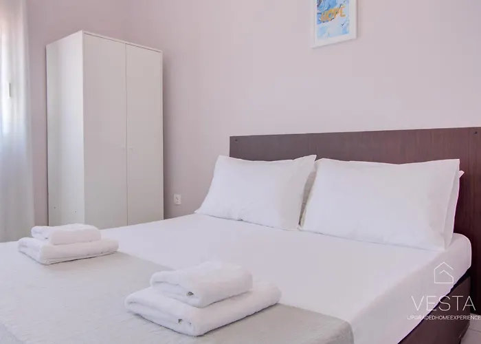 4 Apartments In Hanioti